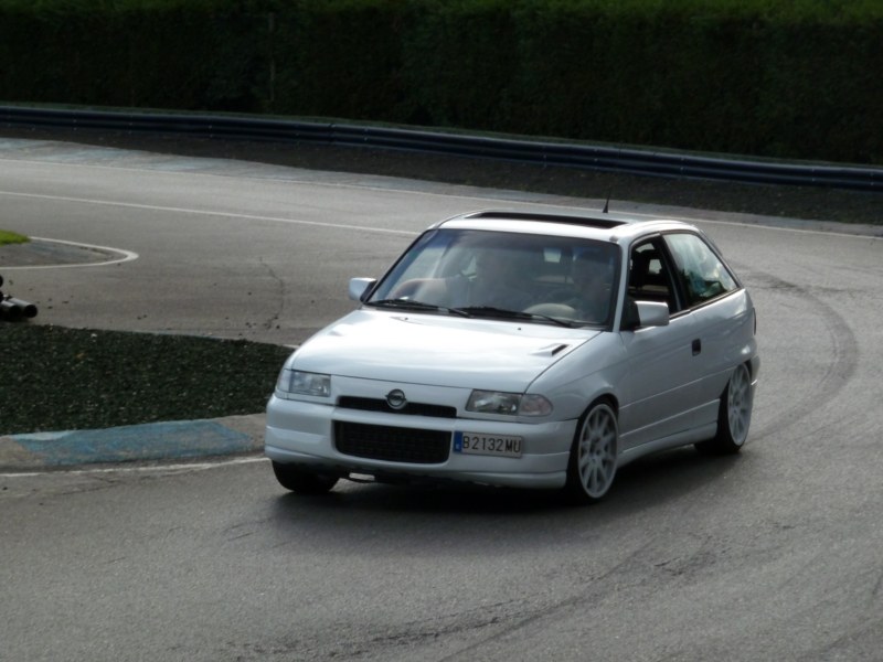 Clic en la imagen para ver su versin completa. 

Nombre: P1090189 [800x600].jpg 
Visitas: 9394 
Tamao: 80.5 KB 
ID: 32679