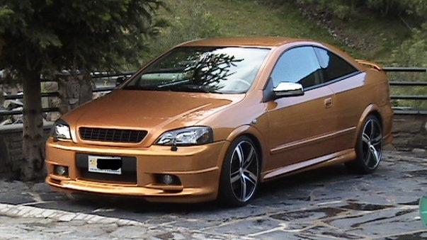 mi astrita, ahora a cambiado un poquito, ya actualizare las foticos. tiene casi 280cv y es la version full de irmscher.