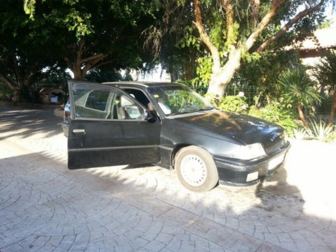 Nombre:  1-GSI 16v [640x480].JPG
Visitas: 3106
Tamao: 56.3 KB