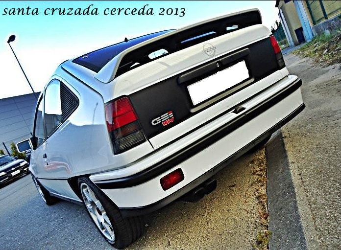 Nombre:  Opel Kadett GSI 16v Alen.jpg
Visitas: 2373
Tamao: 175.8 KB