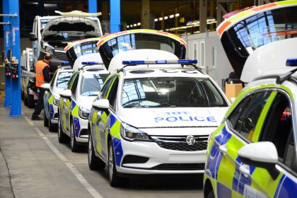 2016-vauxhall-police-cars-luton-2